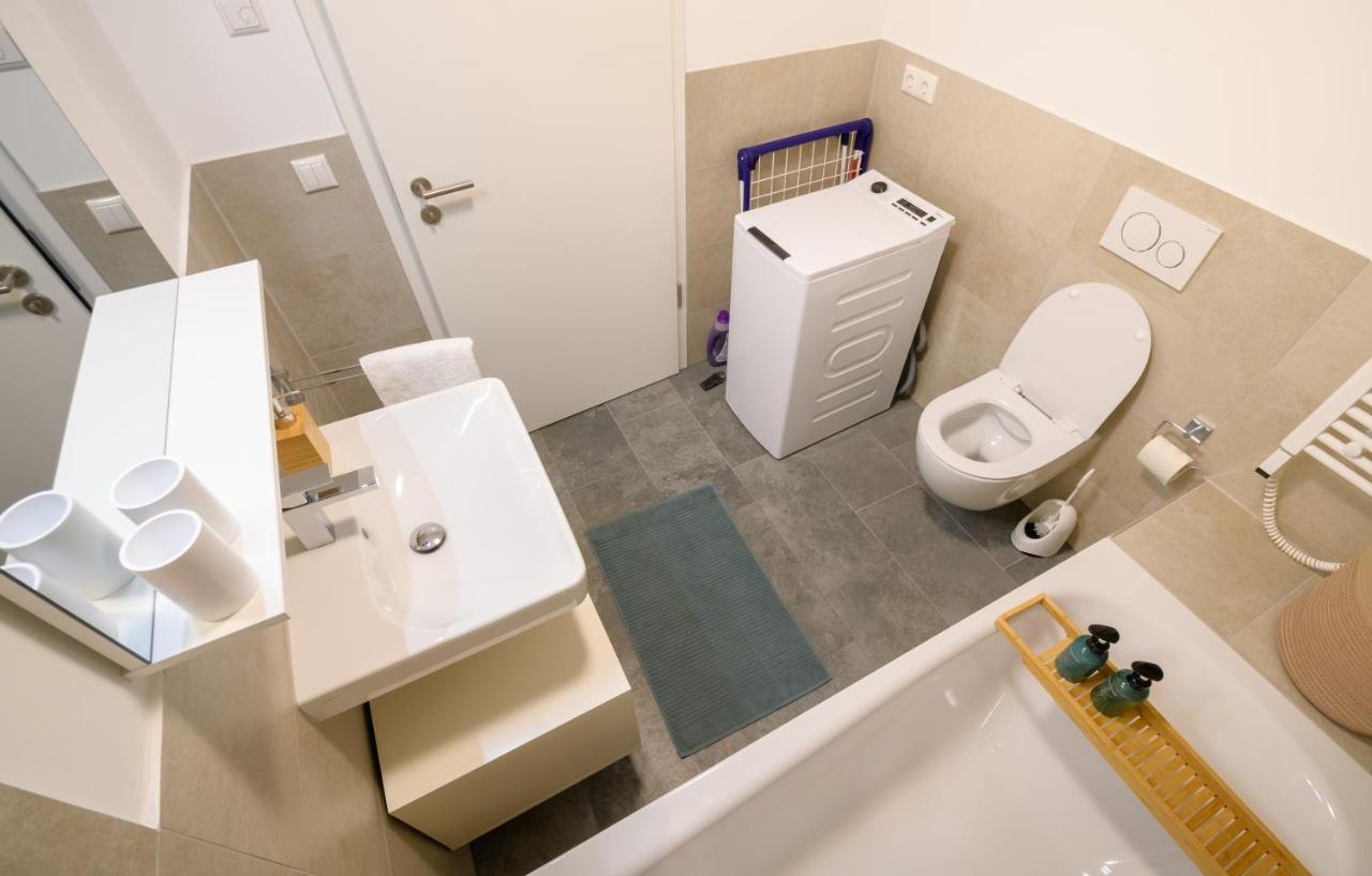 Orangehome: Waldlichtung - Zentral Zwischen Therme Und Stadtmitte Bad Aibling Exterior foto